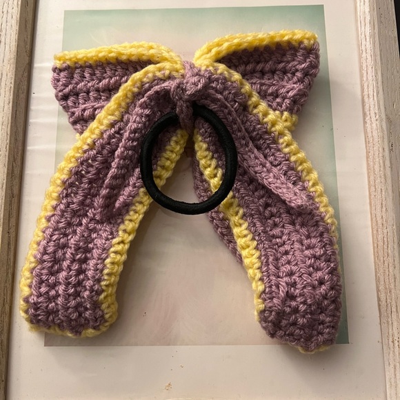 Crocheted bow - Picture 5 of 6
